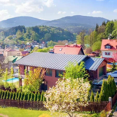 Vila Slunecni Stran Svoboda nad Upou Exterior photo